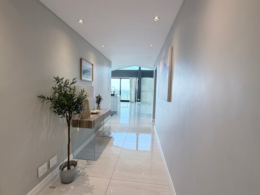 3 Bedroom Property for Sale in Beachfront Western Cape